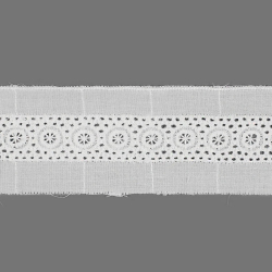 Прошва №M3870 х/б ш.4,5 см белый  1/13,7 м Прошва №M3870 х/б ш.4,5 см белый  1/13,7 м